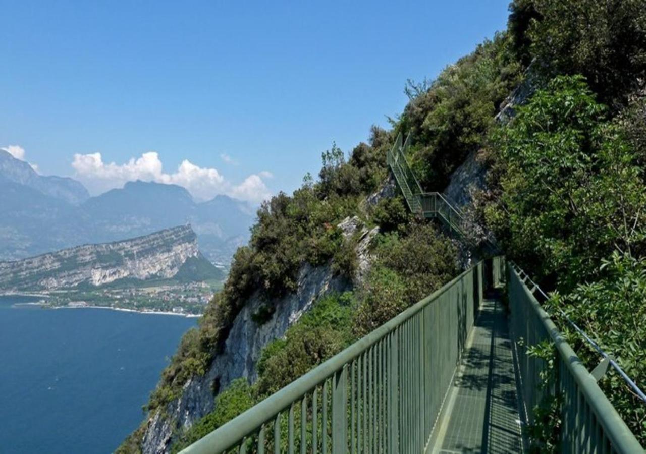 Appartamento Casa Zanoni Torbole Sul Garda Esterno foto